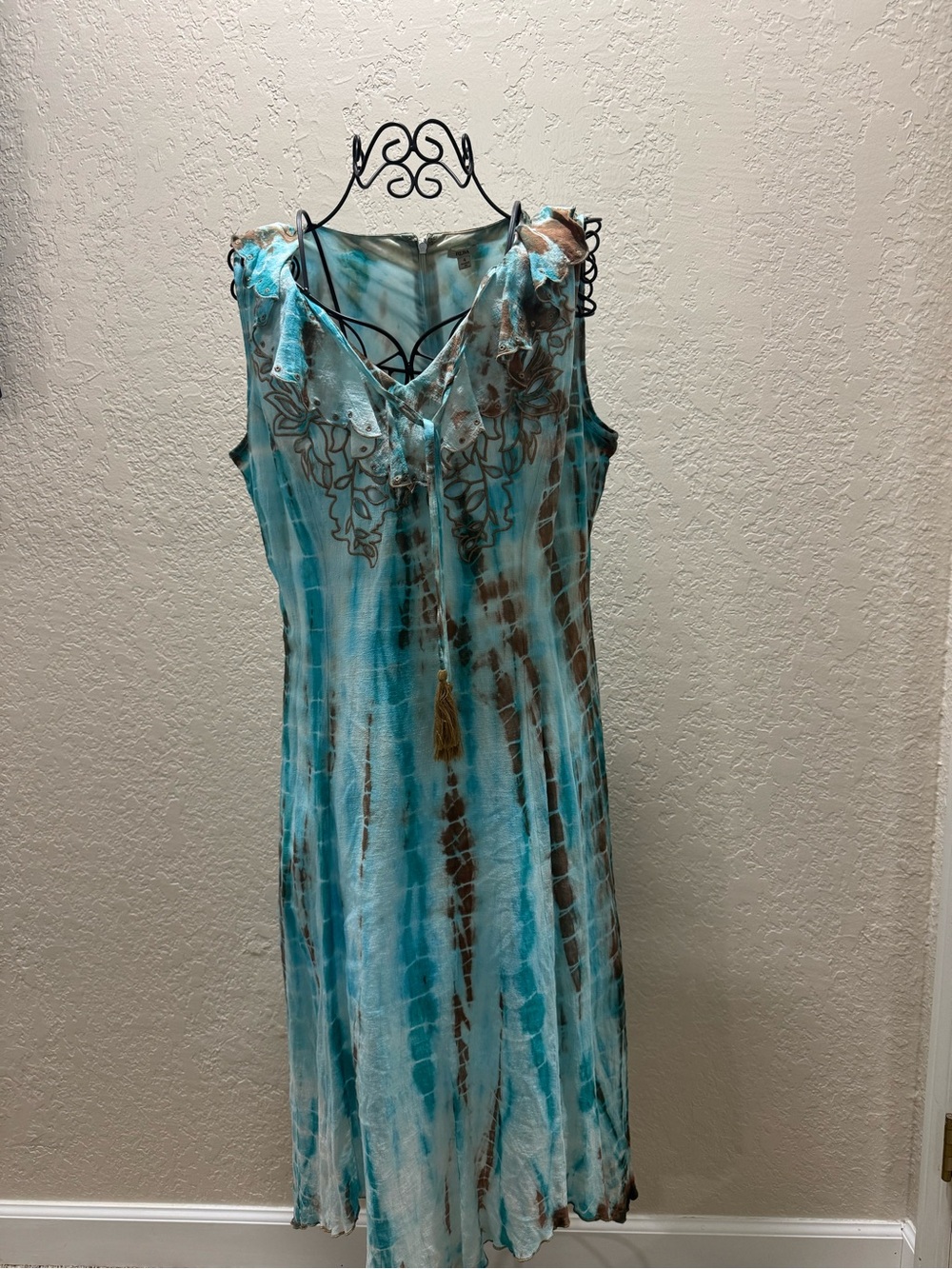 Reba Turquoise & Brown Tie-Dye Sleeveless V-Neck Chemise with Tassel